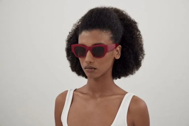 Alexander McQueen AM0420S Sunglasses - view 4